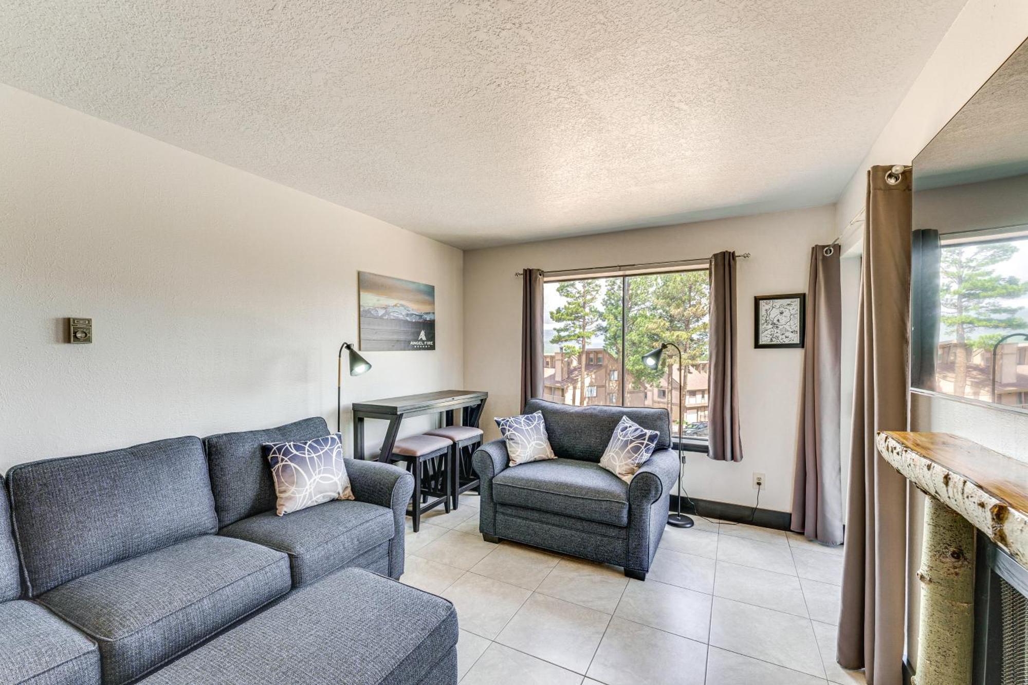 Angel Fire Mountain Condo Steps To Ski Resort! エクステリア 写真