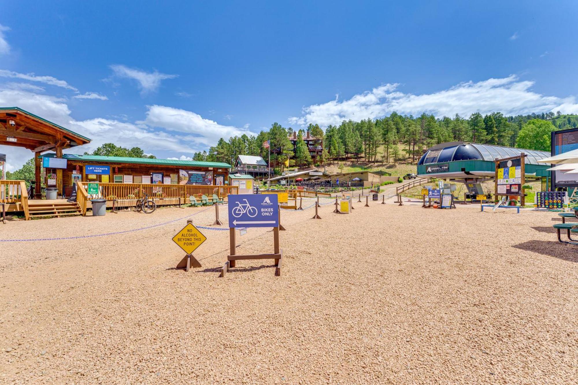 Angel Fire Mountain Condo Steps To Ski Resort! エクステリア 写真