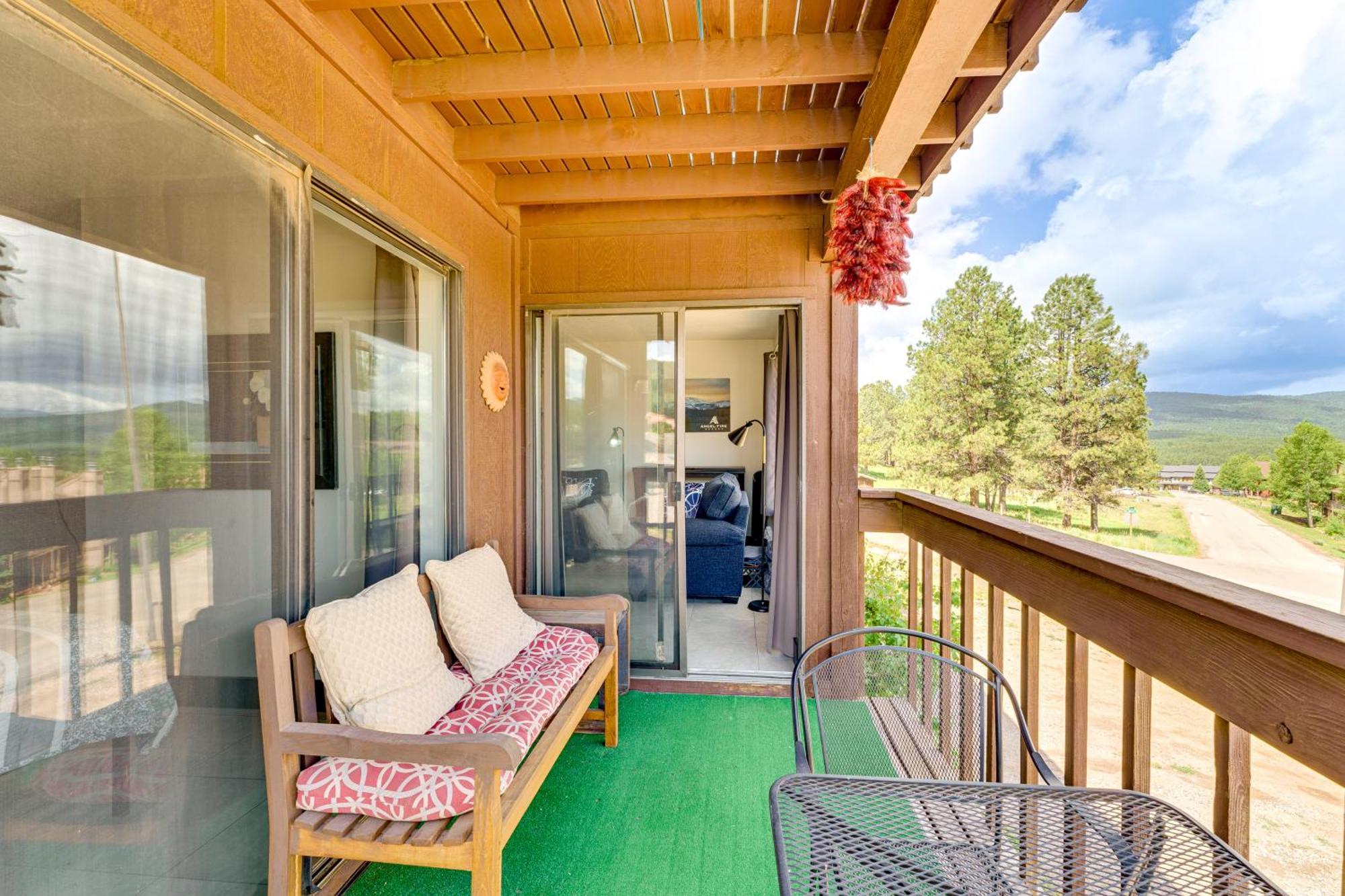 Angel Fire Mountain Condo Steps To Ski Resort! エクステリア 写真
